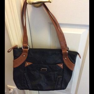 Stone Mountain leather shoulder bag